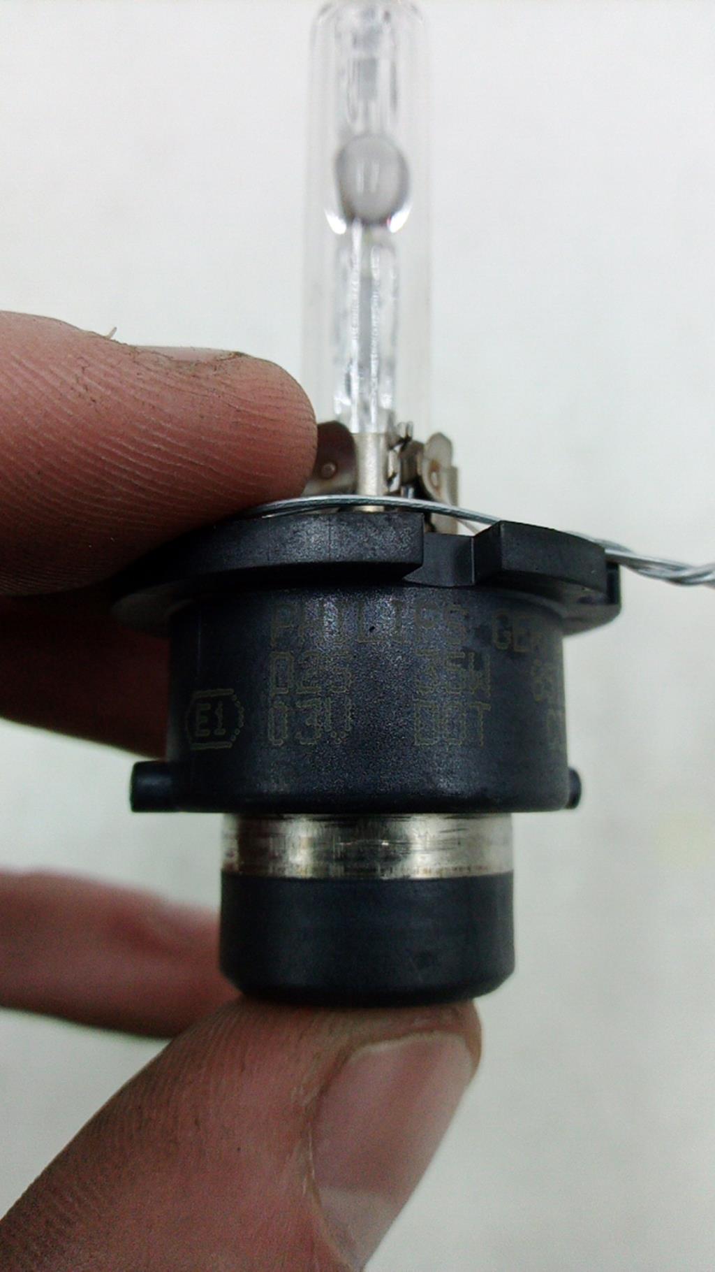 Ampoule xenon BMW SERIE 3 E46 CABRIO PHASE 2 Essence - 1