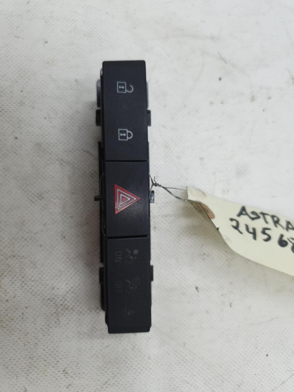 Bouton de warning OPEL ASTRA J PHASE 1 BREAK Diesel - 1