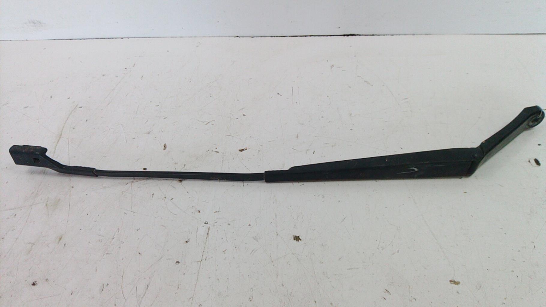 Braccio tergicristallo anteriore sinistro PEUGEOT 508 1 SW PHASE 1 BREAK Diésel - 1