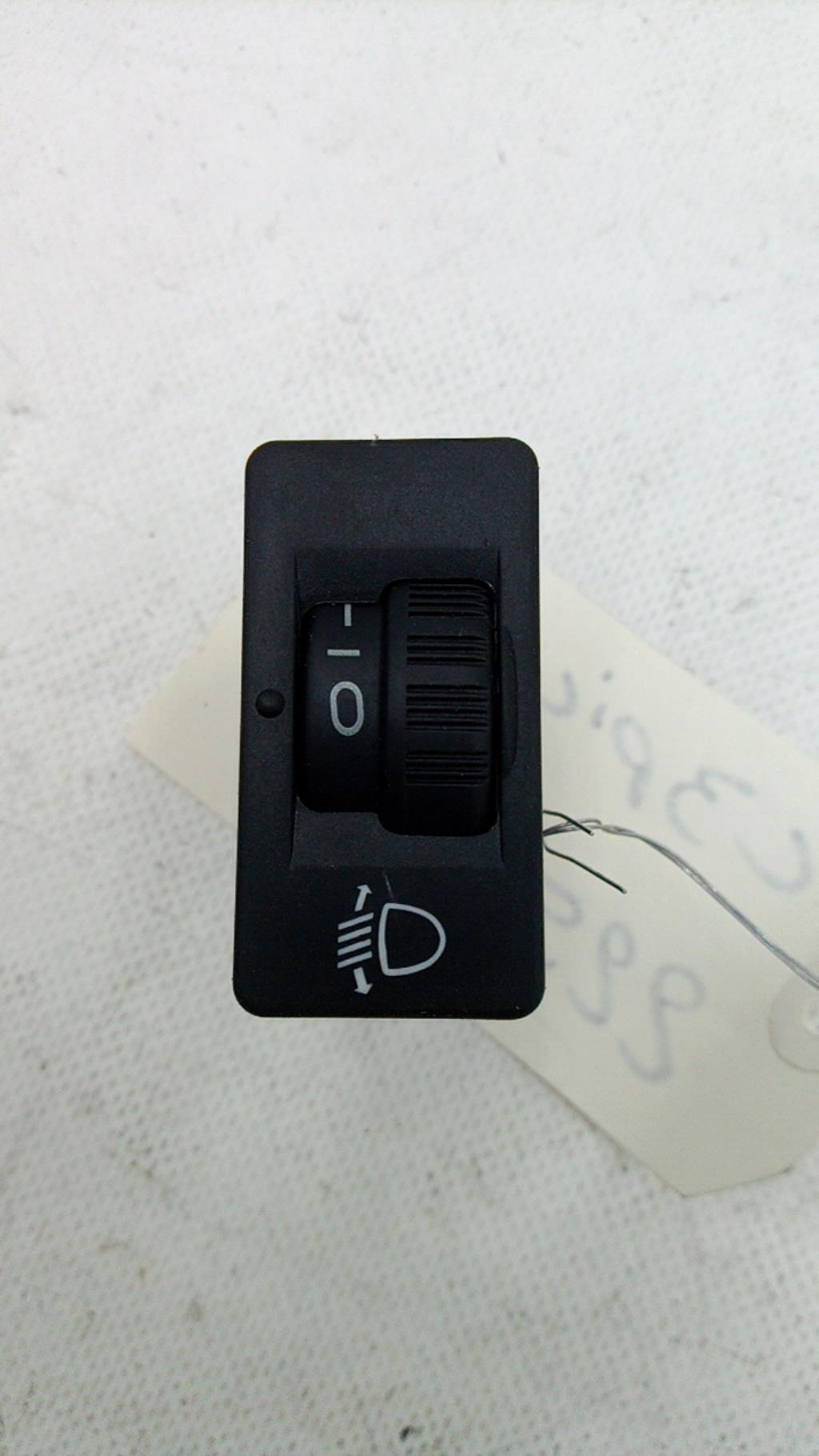 Commande de reglage hauteur de phare CITROEN C3 PICASSO PHASE 1 Diesel - 1