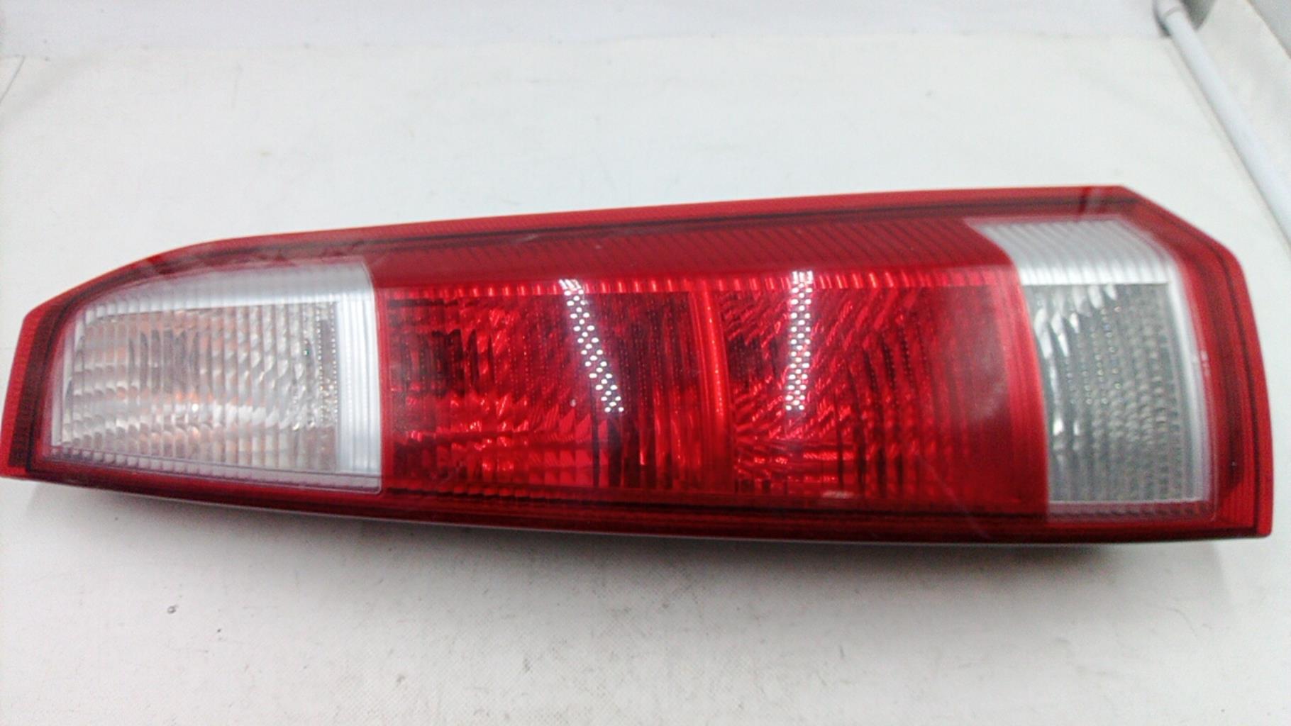 Fanale posteriore principale destro (luci) OPEL MERIVA A PHASE 1 Diésel - 1