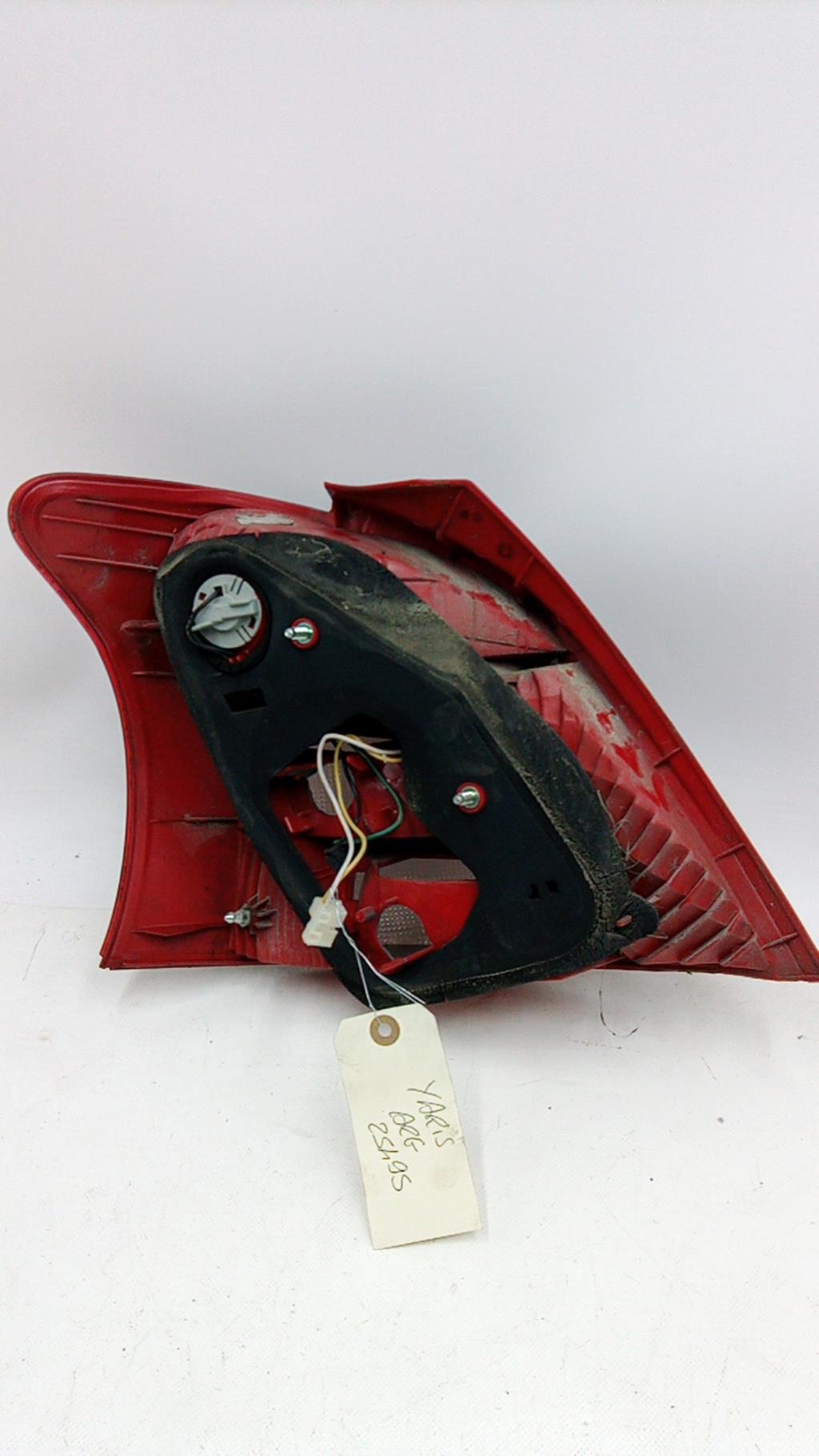 Fanale posteriore principale destro (luci) TOYOTA YARIS 2 PHASE 1 Gasolina - 1