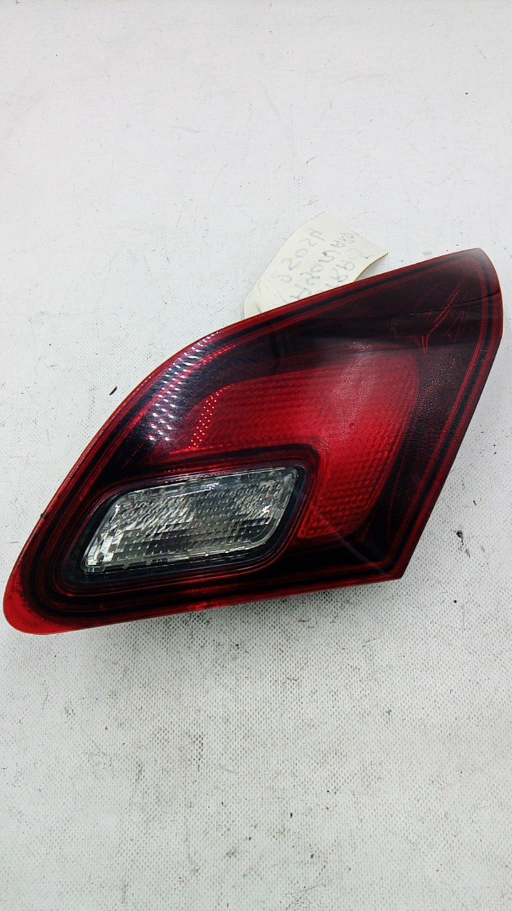 Gruppo ottico posteriore secondario destro (luci) OPEL ASTRA J PHASE 2 Gasolina - 1