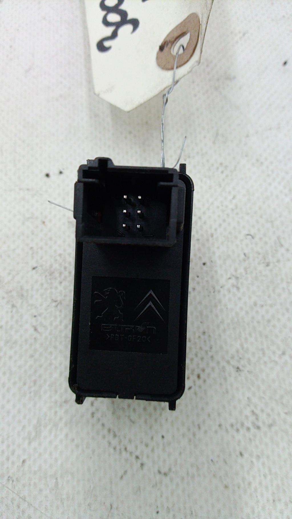 Interruttore lavacristalli anteriore destro PEUGEOT 3008 1 PHASE 1 Diésel - 1