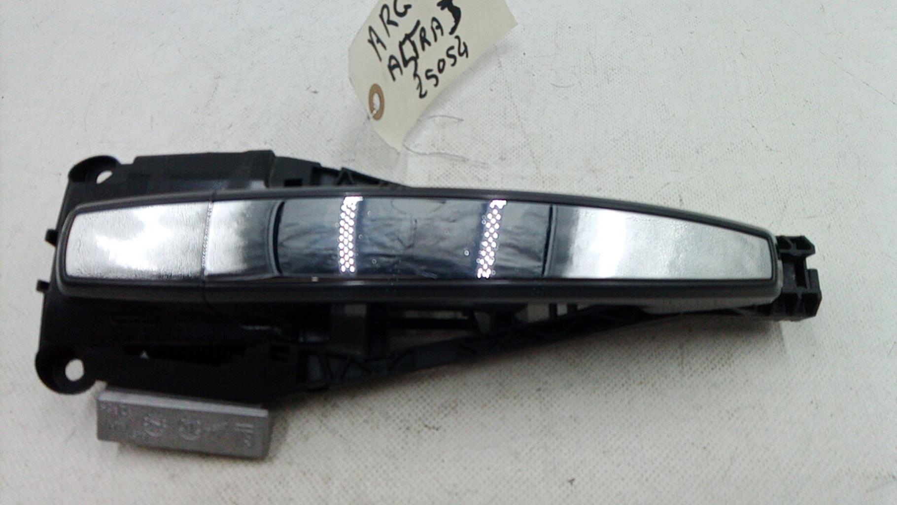 Maniglia portiera posteriore sinistra OPEL ASTRA J PHASE 2 Gasolina - 1