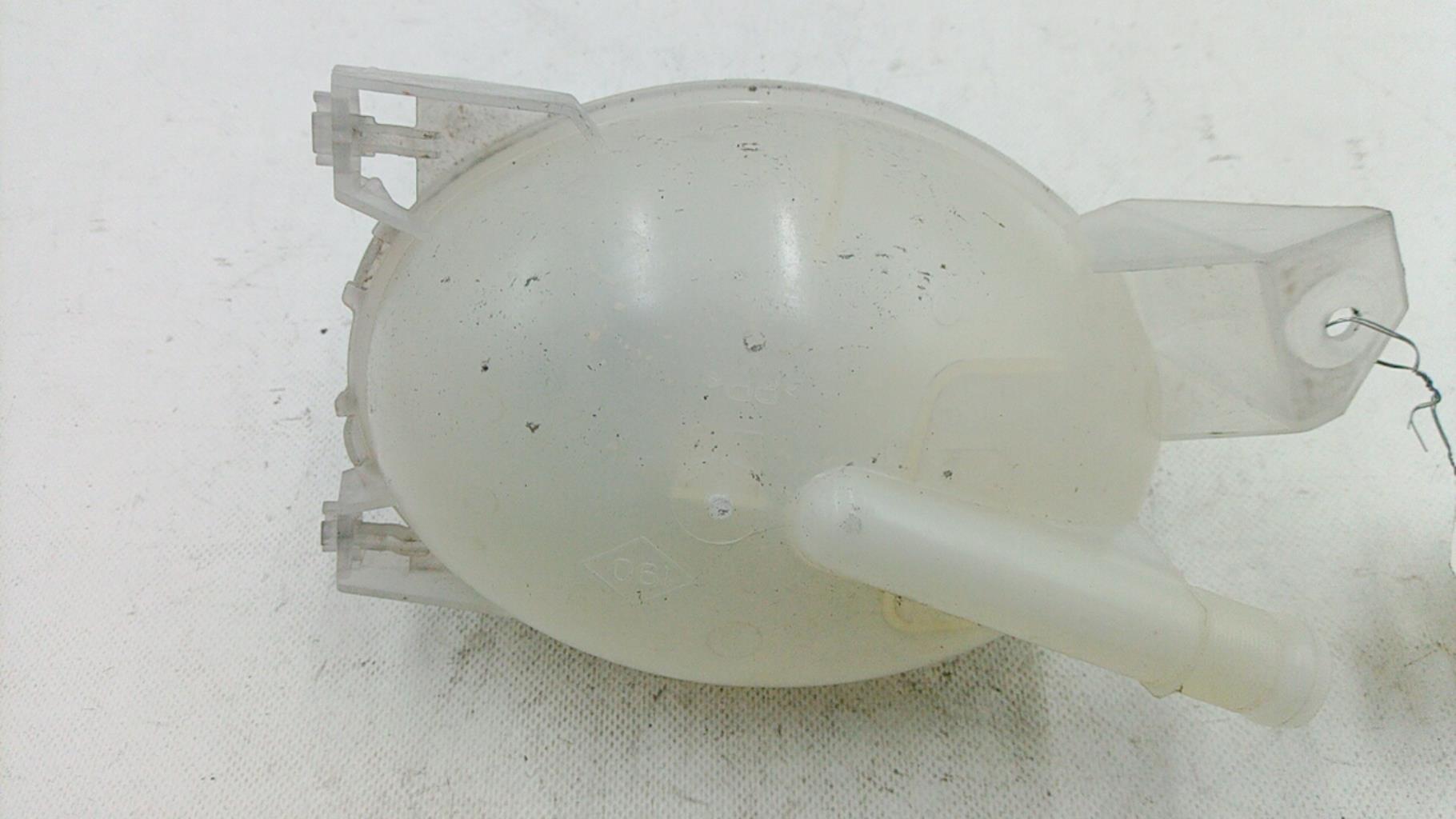 Vase d'expansion RENAULT CLIO 4 PHASE 1 Diesel - 1
