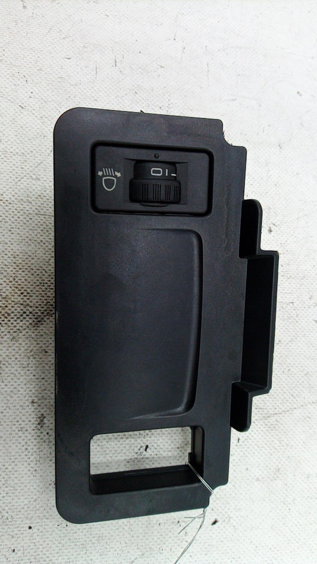 Commande de reglage hauteur de phare CITROEN C4 2 PHASE 1 Diesel - 1