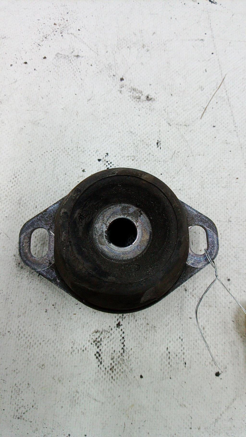 Support moteur gauche CITROEN C4 2 PHASE 1 Diesel - 1