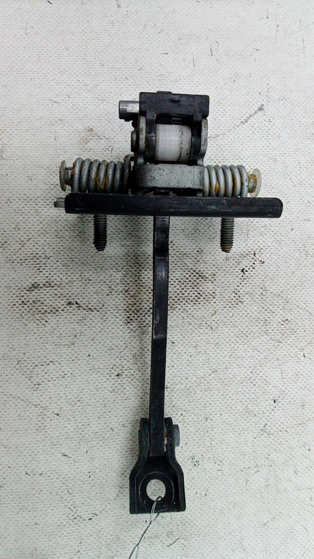 Tirante portiera anteriore destro CITROEN C4 2 PHASE 1 Diésel - 1