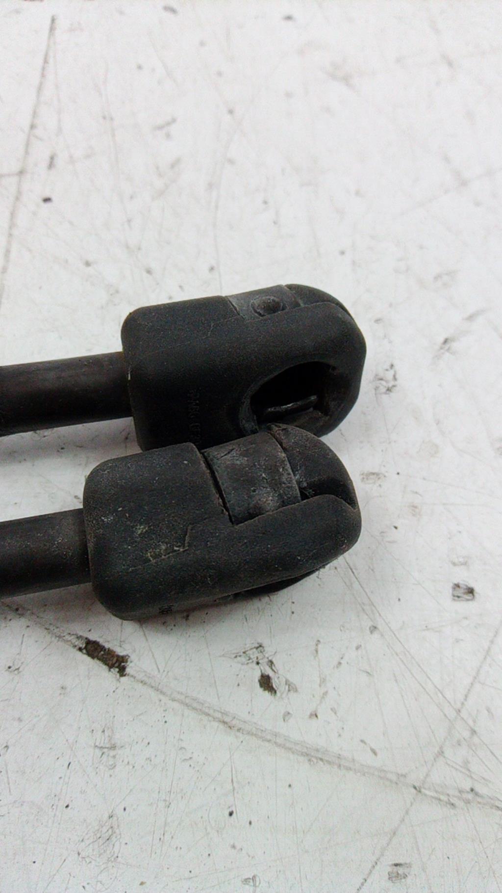 Verin de coffre MINI MINI 2 R56 PHASE 1 Diesel - 1