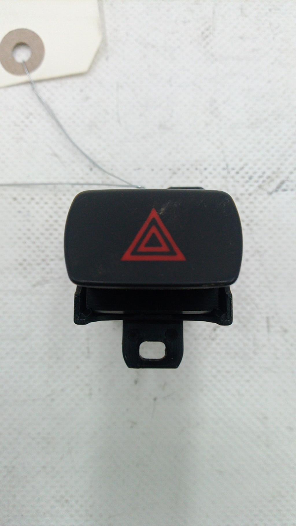 Bouton de warning FIAT BRAVO 2 Diesel - 1