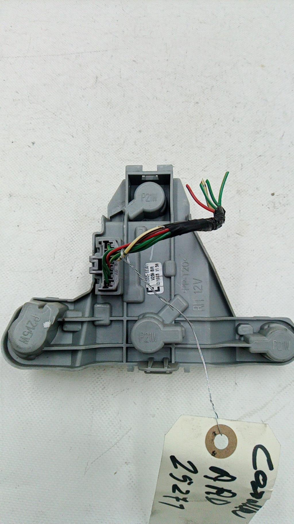 Base portalampade fanale posteriore destro TOYOTA COROLLA 9  - 1