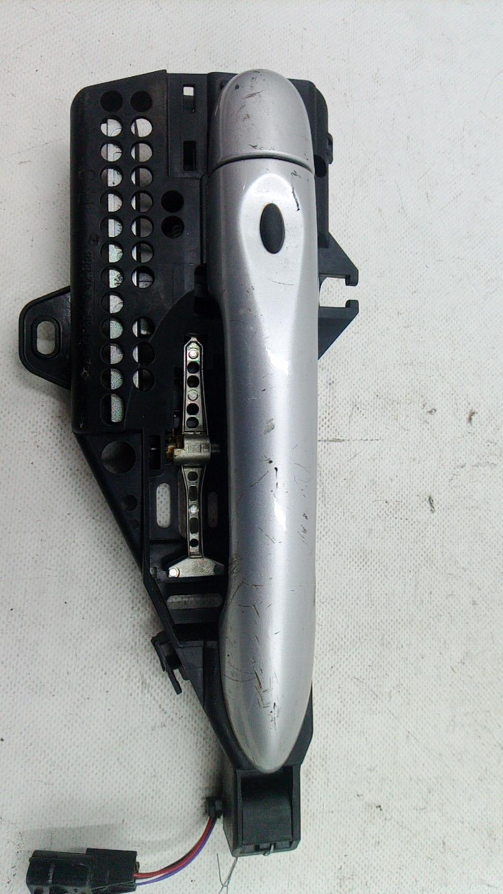 Maniglia portiera anteriore destra RENAULT CAPTUR 1 PHASE 1 Gasolina - 1