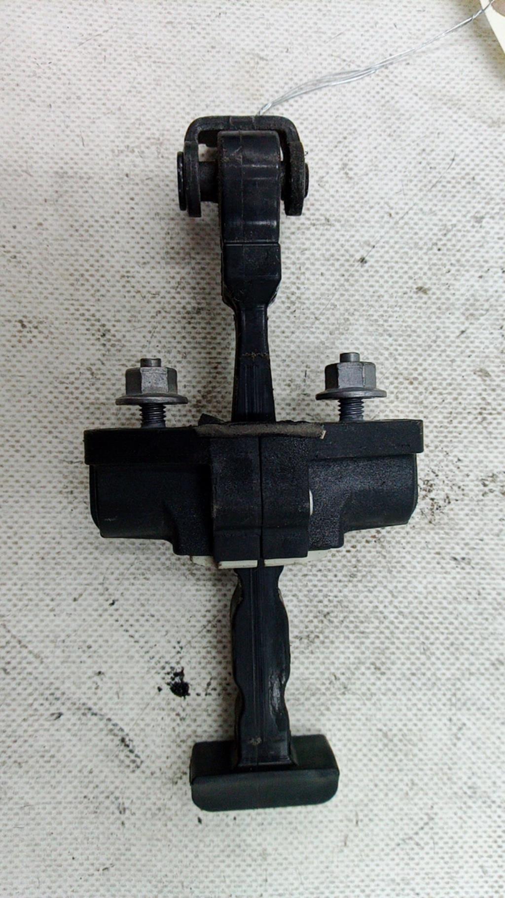 Tirante portiera anteriore destro RENAULT CLIO 4 PHASE 1 Gasolina - 1