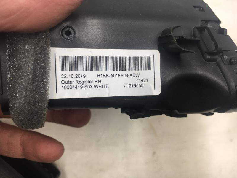 Bocchetta aerazione cruscotto anteriore destra FORD PUMA 2 Gasolina/Híbrido - 1