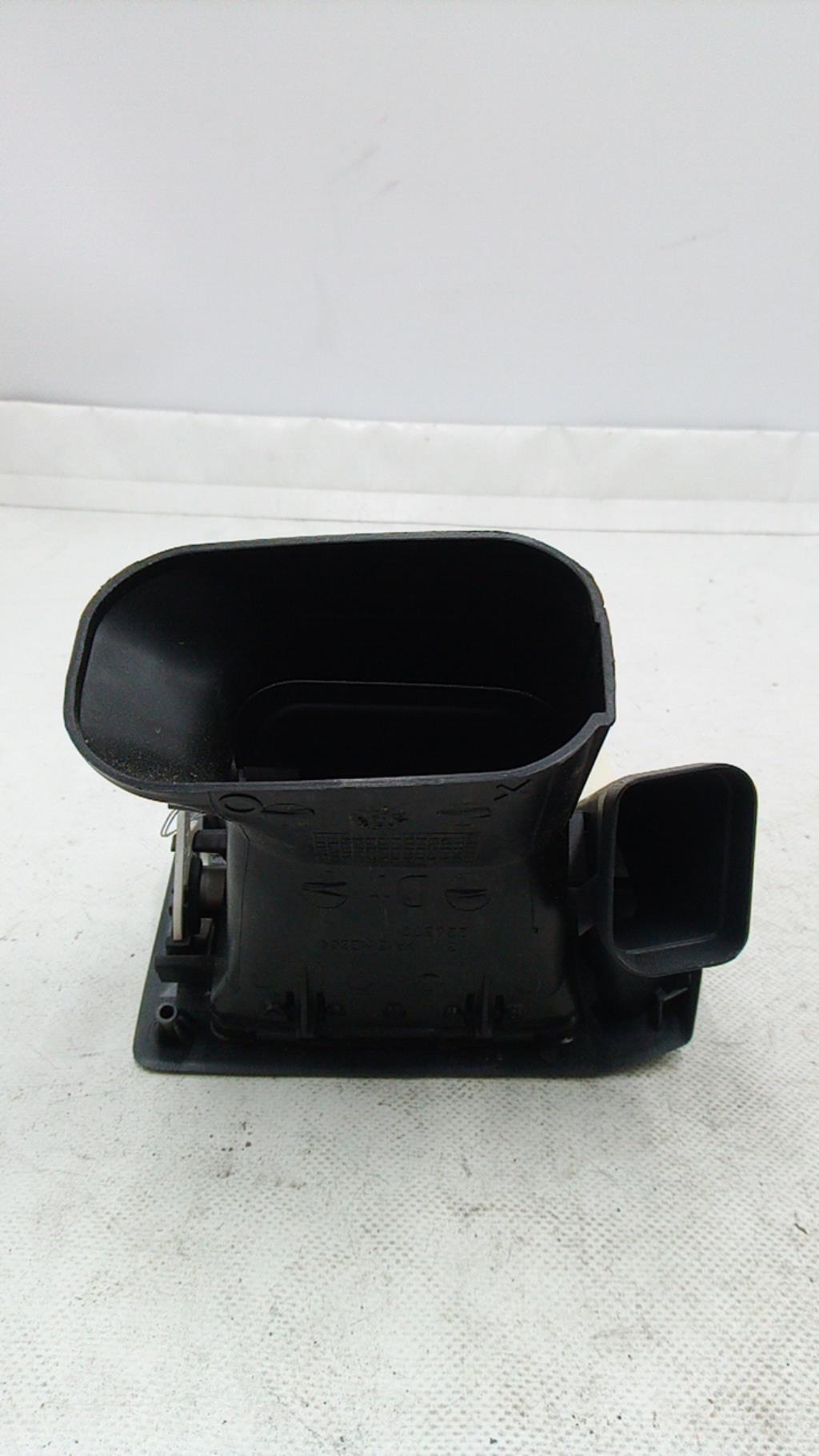 Bocchetta aerazione cruscotto anteriore destra RENAULT CLIO 2 CAMPUS PHASE 1 Gasolina - 1