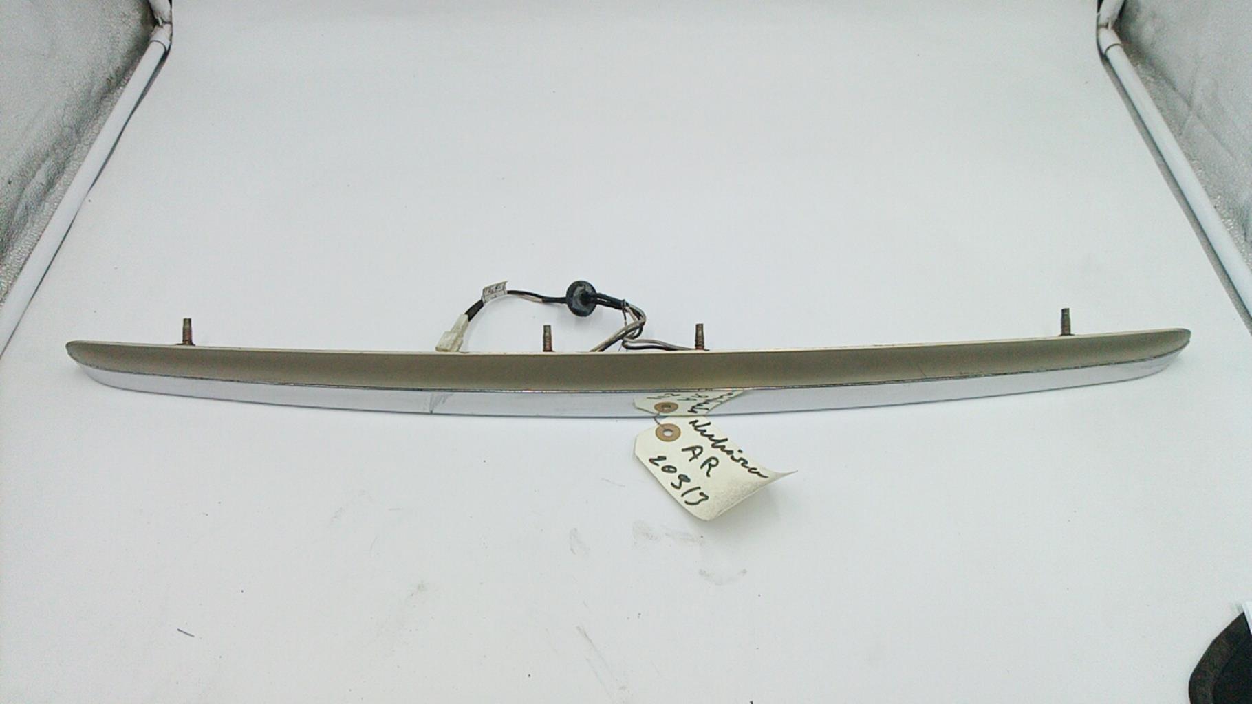 Baguette de coffre DAEWOO NUBIRA 1 PHASE 2 Essence/GPL - 1