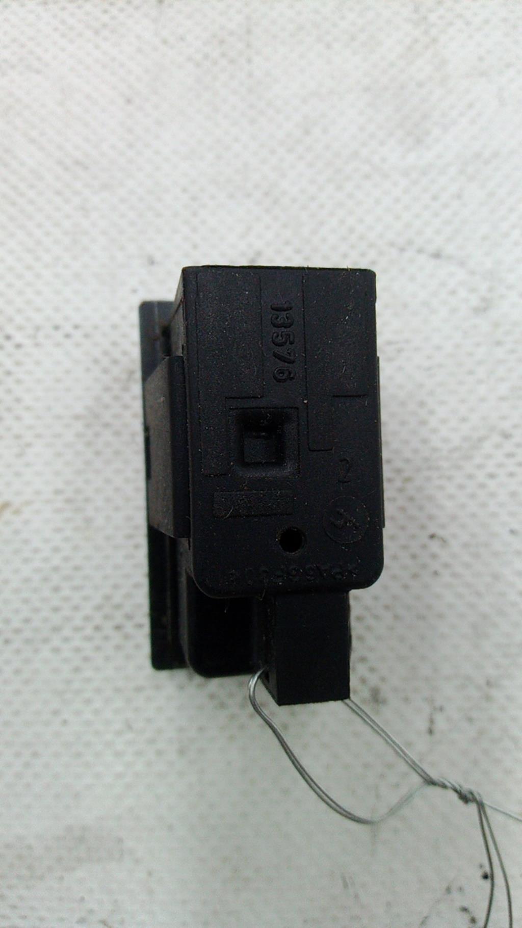 Pulsante/interruttore PEUGEOT 407 COUPE Gasolina - 1