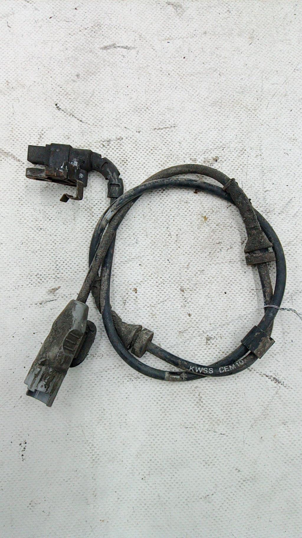 Sensor ABS trasero izquierdo CITROEN C4 2 PHASE 1 Diésel - 1