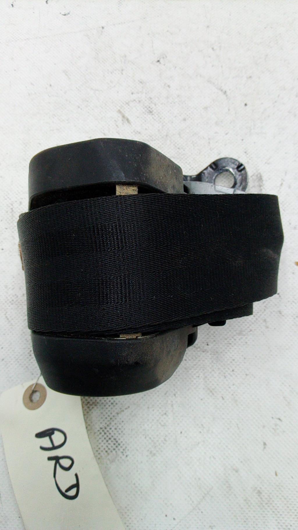 Cintura di sicurezza posteriore destra VOLKSWAGEN POLO 2 PHASE 1 Gasolina - 1