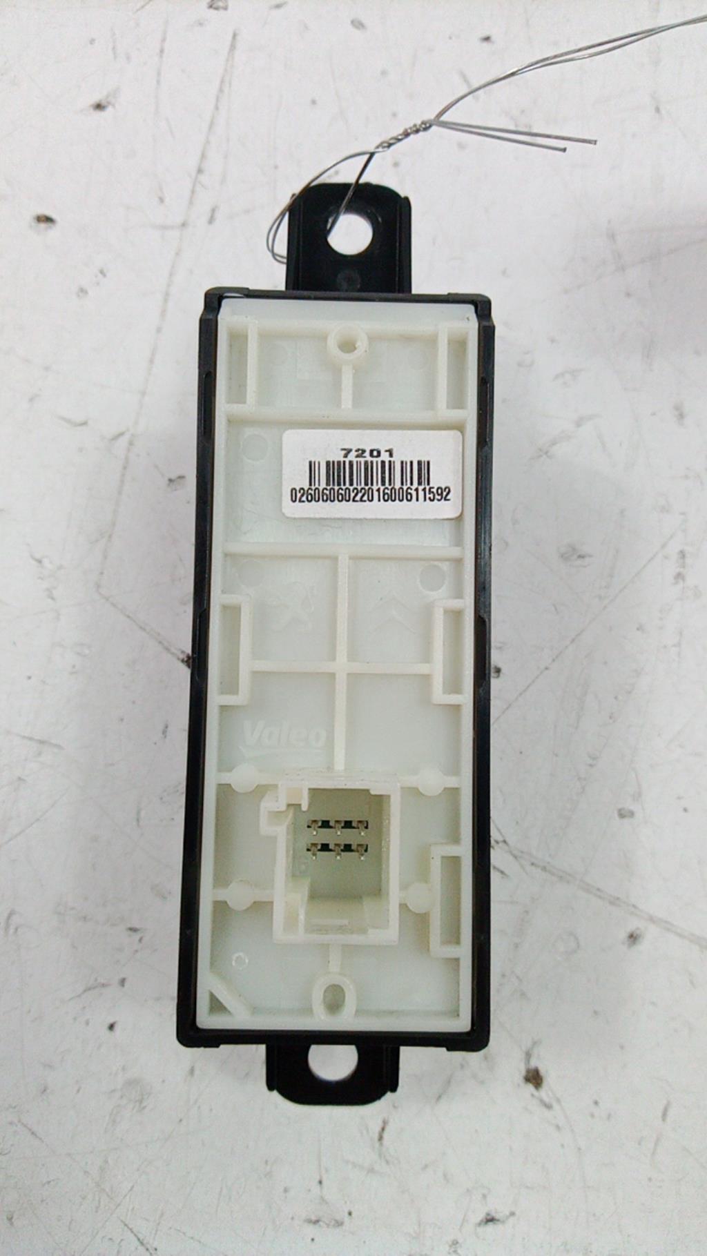Commande GPS PEUGEOT 2008 1 PHASE 1 Diesel - 1