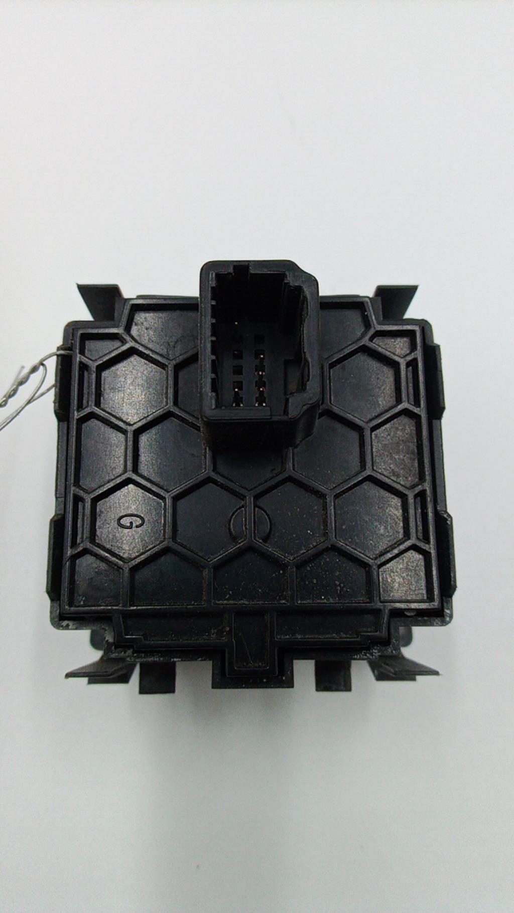 Commande de reglage hauteur de phare RENAULT CAPTUR 1 PHASE 1 Diesel - 1