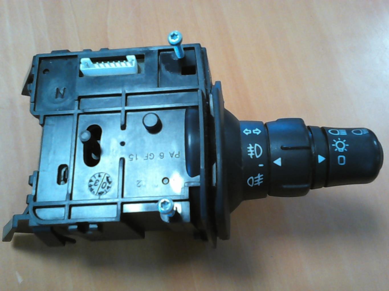 Commodo phare RENAULT SCENIC 2 PHASE 1 Essence - 1