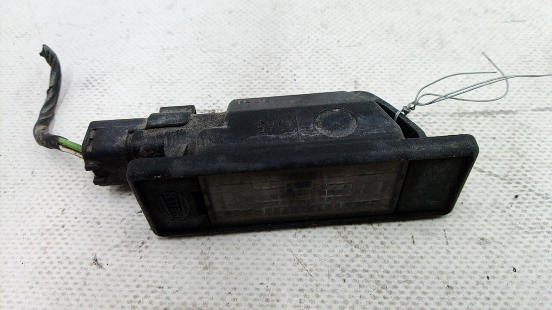 Eclairage de plaque PEUGEOT 407 PHASE 1 Diesel - 1