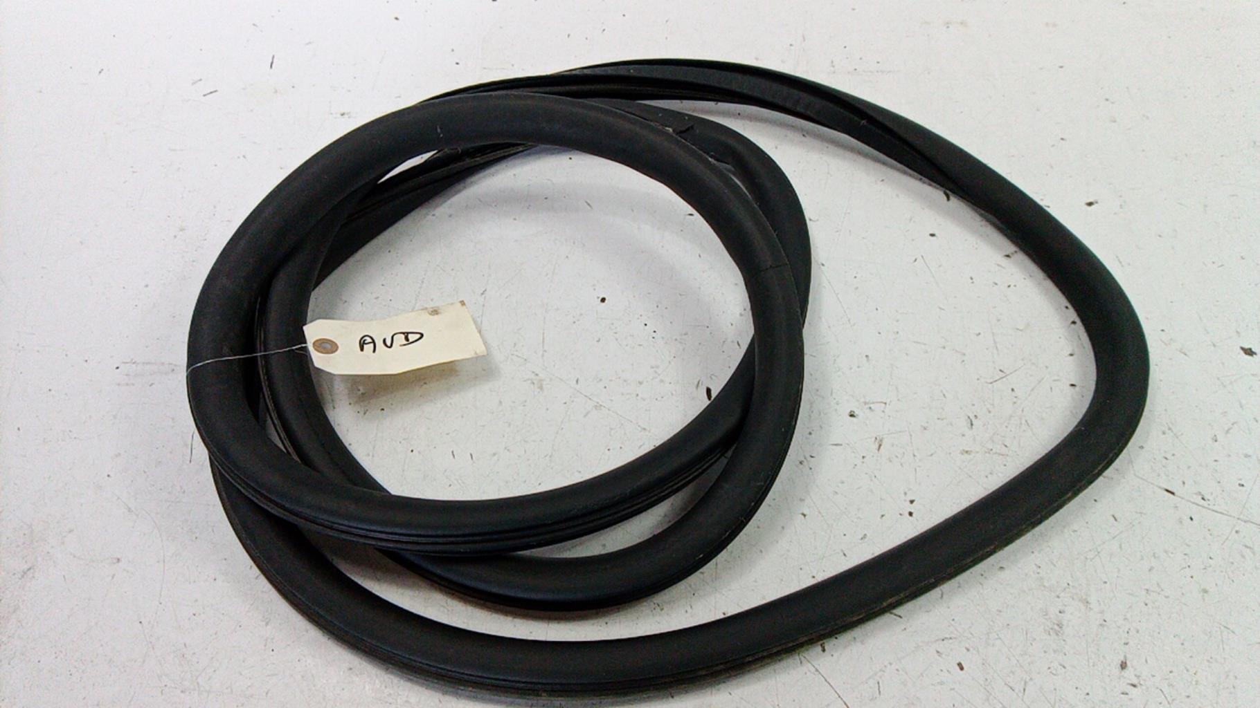 Guarnizione sportello anteriore destro CITROEN C4 PICASSO 2 PHASE 1  - 1
