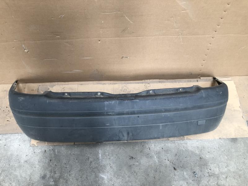 Pare choc arriere RENAULT CLIO 2 PHASE 1 Diesel - 1