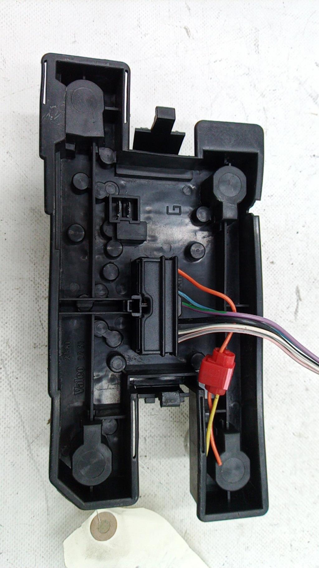 Base portalampade fanale posteriore sinistro RENAULT CLIO 1 PHASE 3 Gasolina - 1