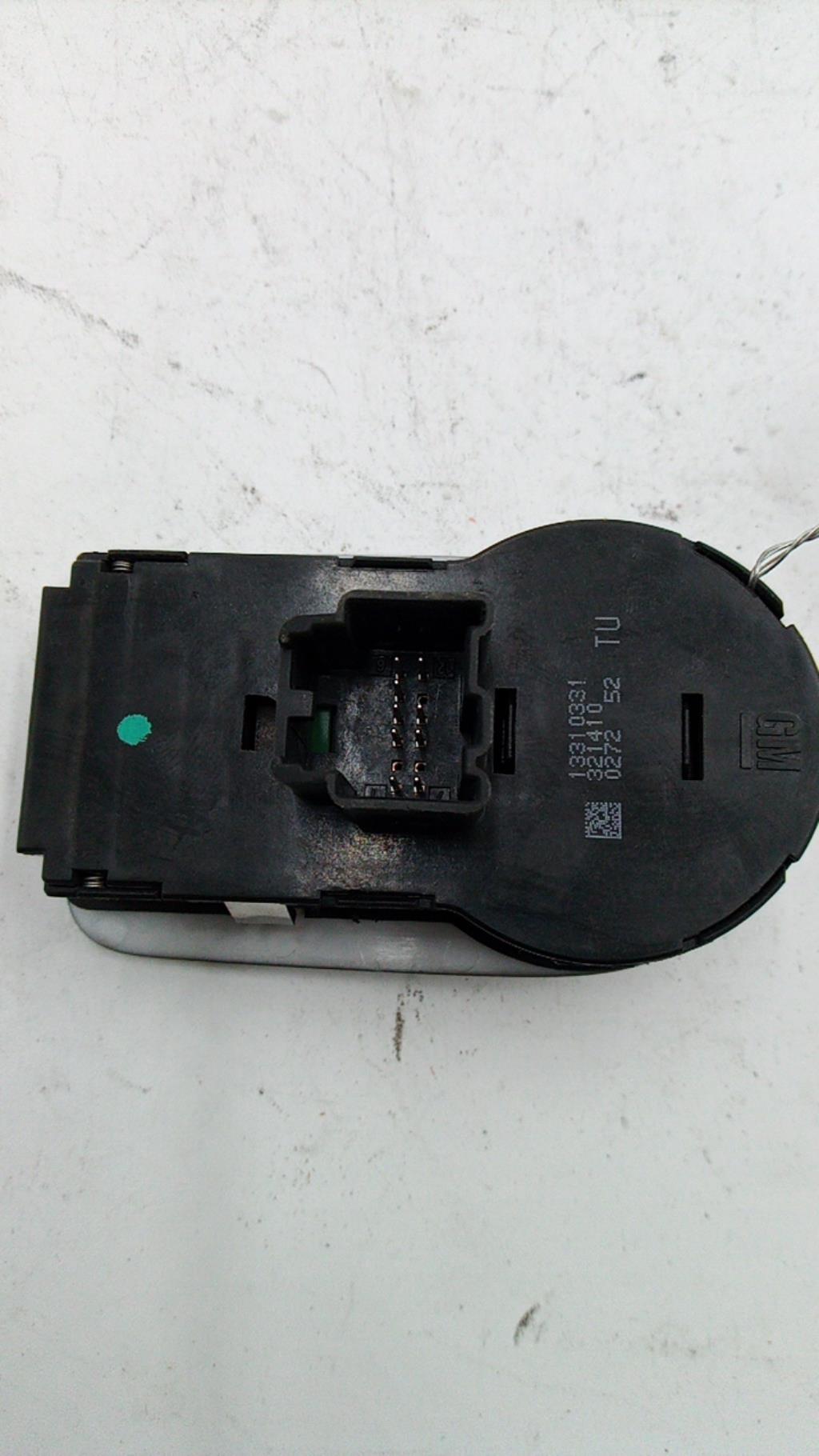 Commande de phare OPEL CORSA D PHASE 1 Diesel - 1