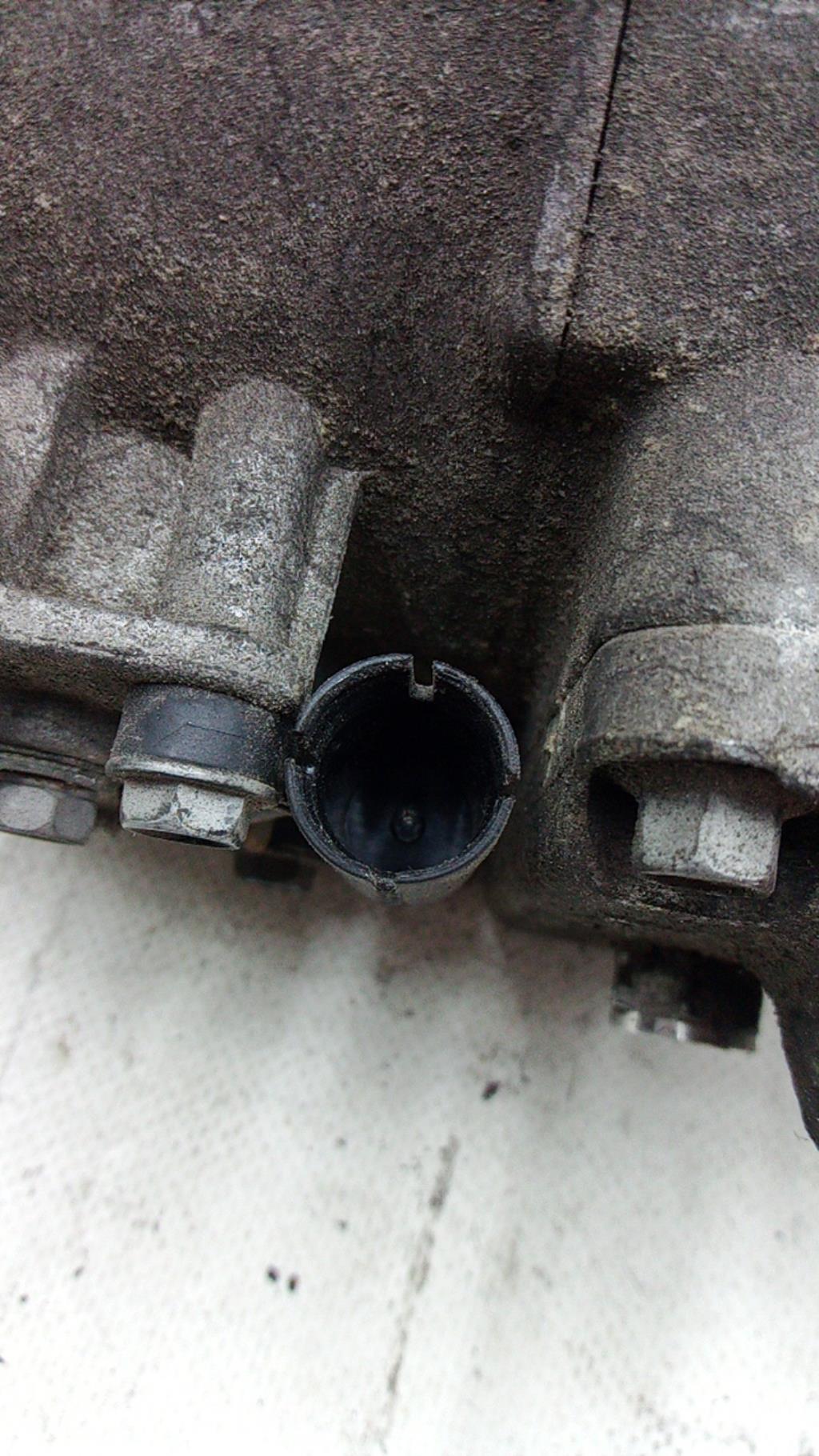 Compresseur clim BMW SERIE 3 E46 CABRIO PHASE 2 Essence - 1