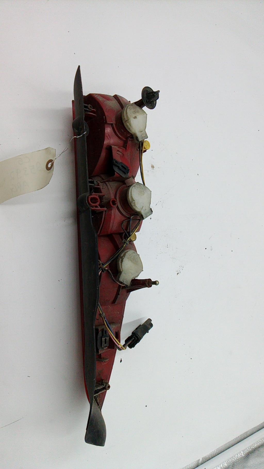 Fanale posteriore principale sinistro (luci) CITROEN C5 1 PHASE 1 BREAK Diésel - 1