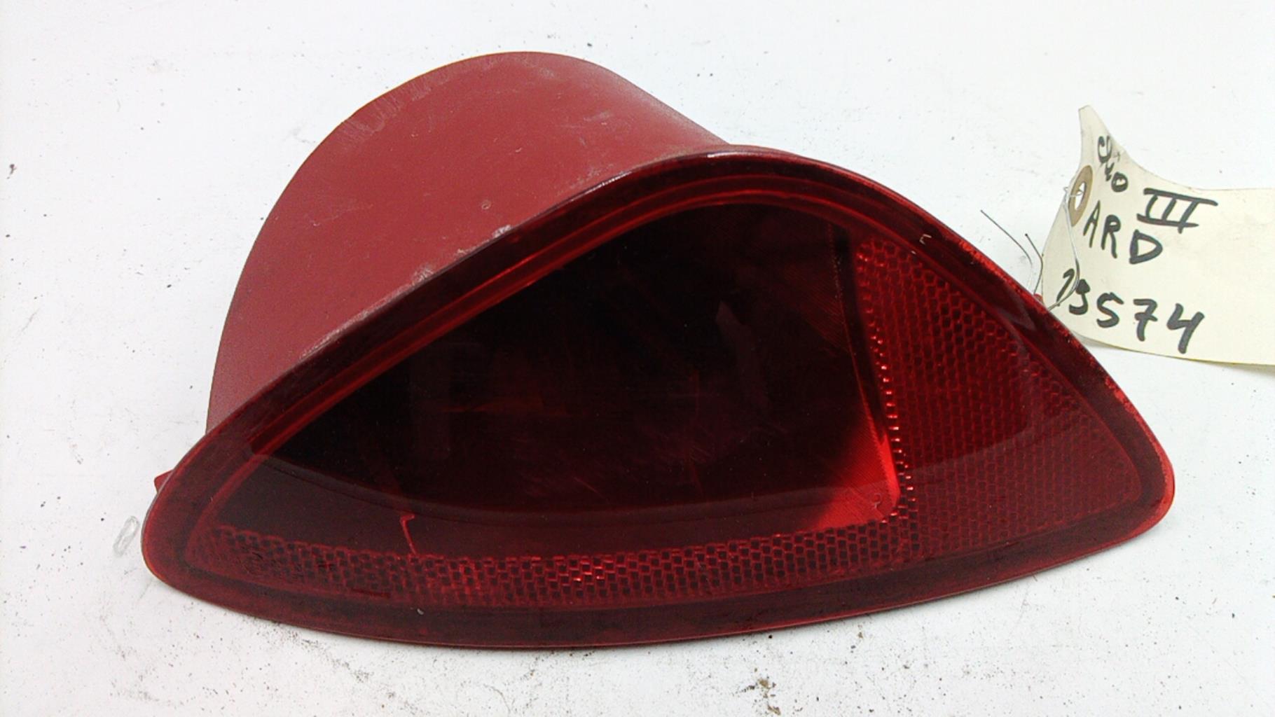 Fanale finto posteriore destro RENAULT CLIO 3 PHASE 2 Diésel - 1
