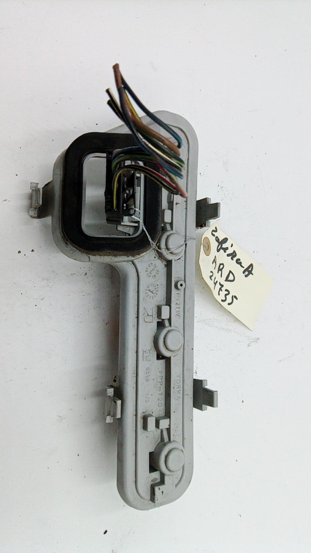 Base portalampade fanale posteriore destro OPEL ZAFIRA A PHASE 2  - 1