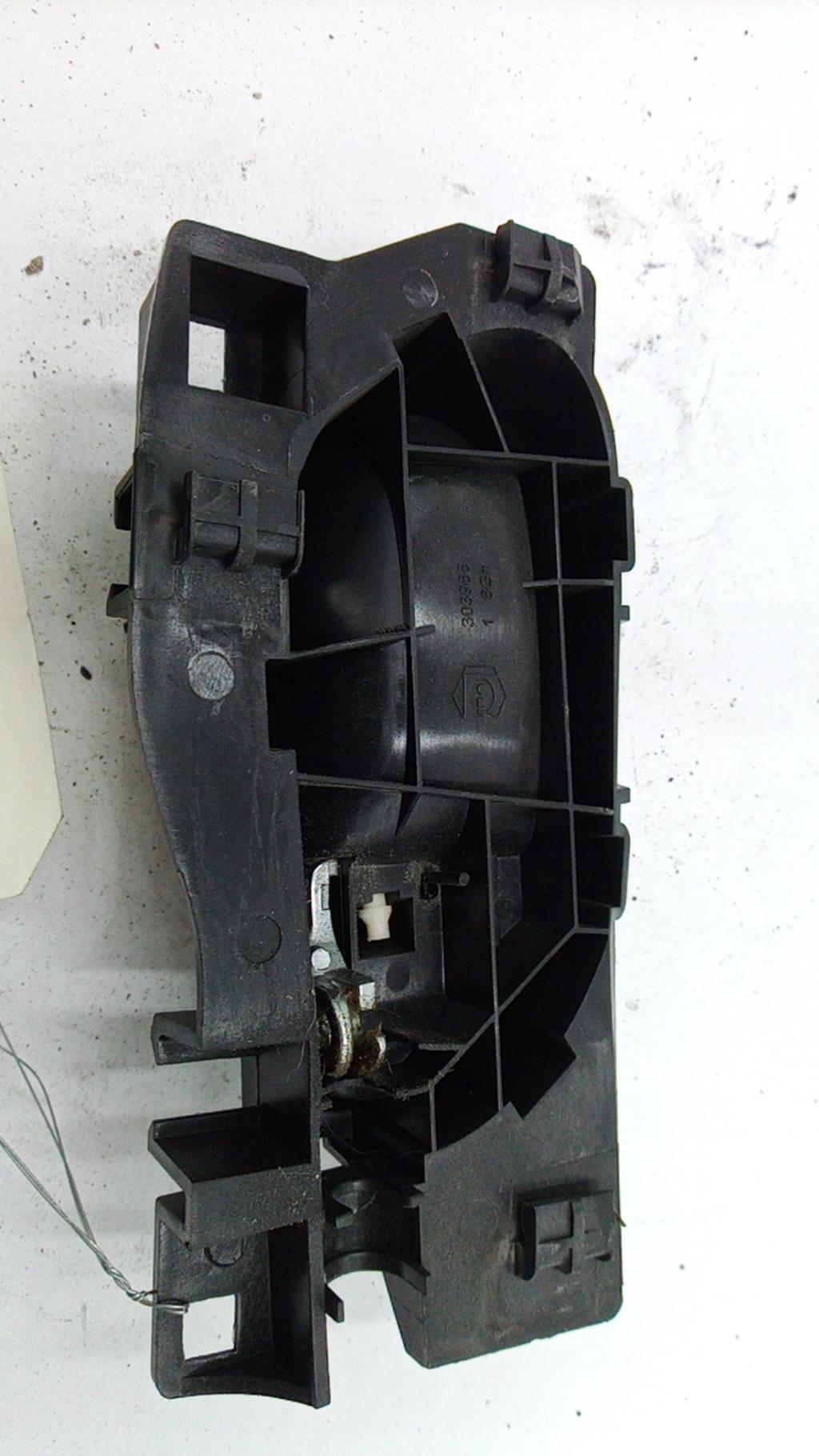 Maniglia interna posteriore sinistra PEUGEOT 208 1 PHASE 2 Gasolina - 1