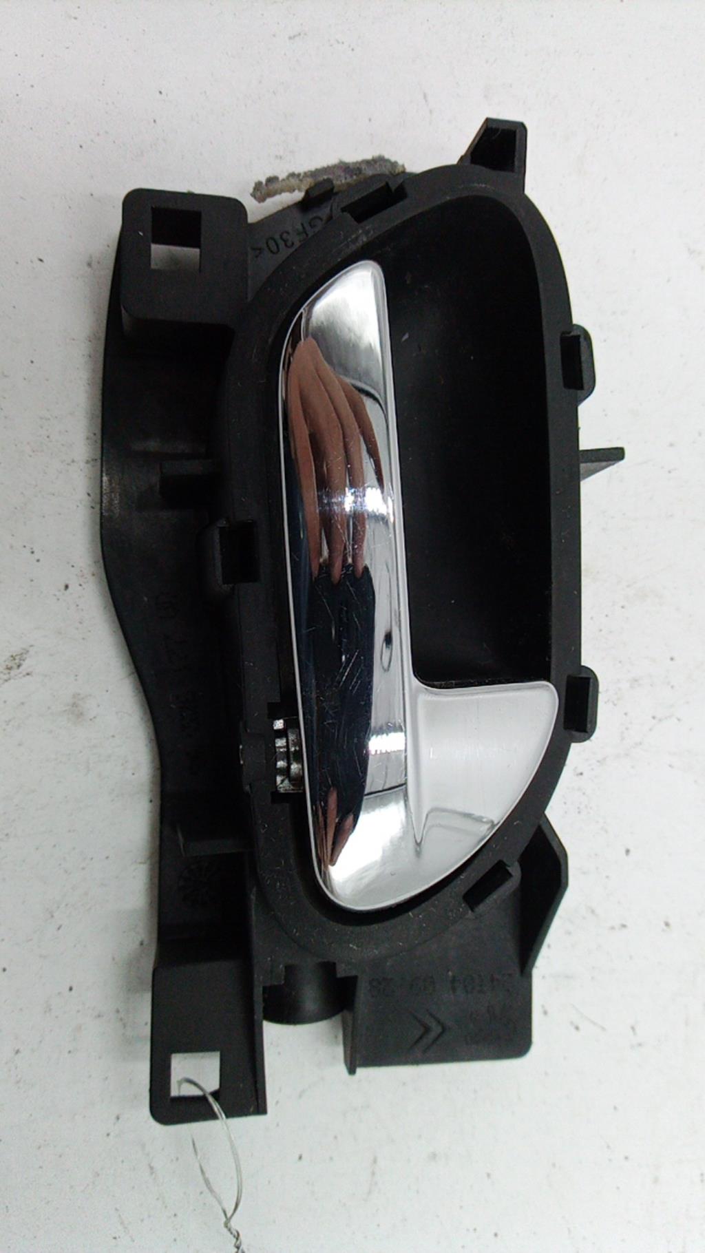 Maniglia interna anteriore destra PEUGEOT 407 PHASE 1 Diésel - 1