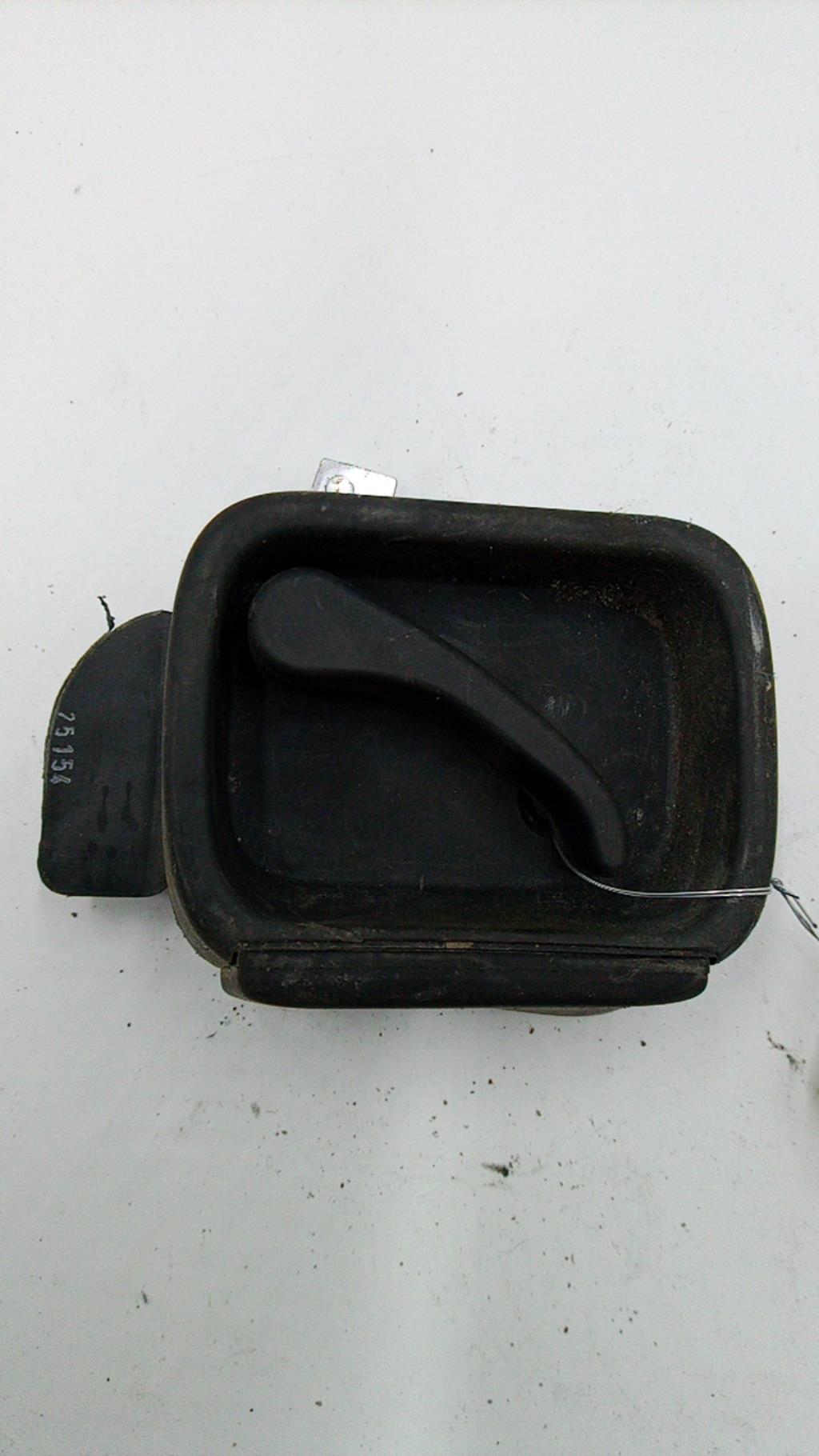Maniglia interna porta bagagliaio destra VOLKSWAGEN CADDY 3 PHASE 2 Diésel - 1