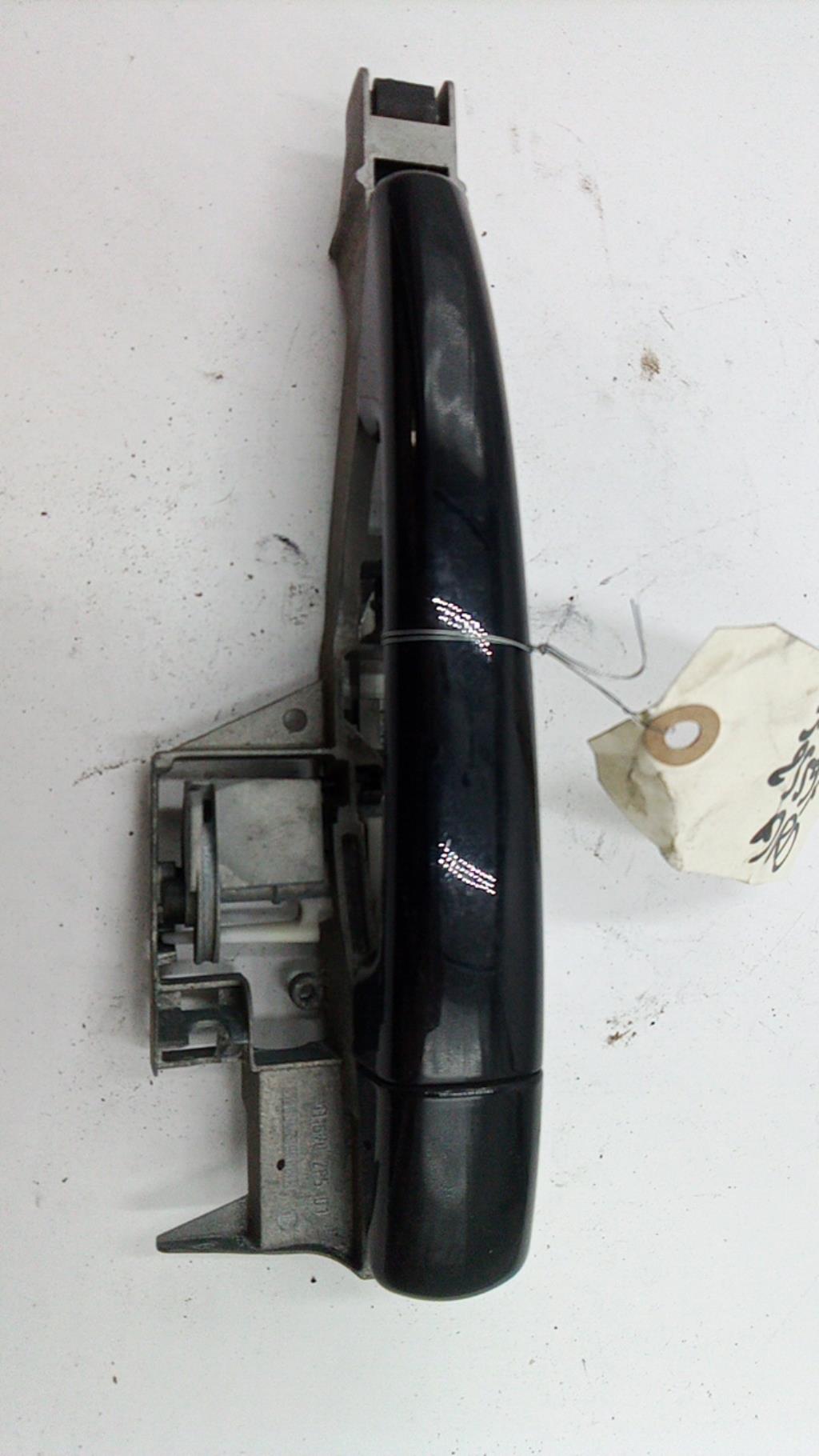 Maniglia portiera posteriore destra PEUGEOT 5008 1 PHASE 1 Diésel - 1