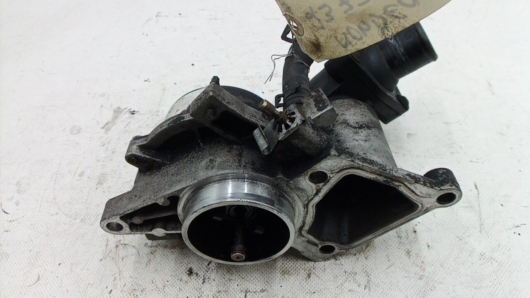 Pompe à vide FORD MONDEO 2 BREAK Diesel - 1