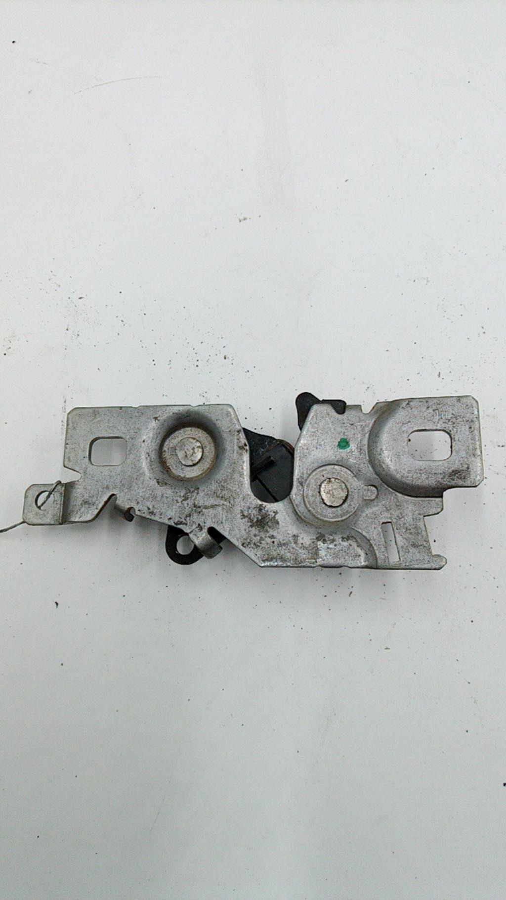 Serrure de capot PEUGEOT 308 2 PHASE 1 Diesel - 1
