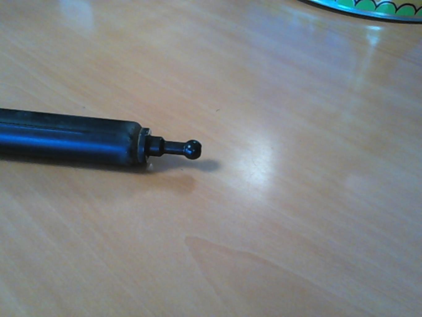 Verin de capot RENAULT MEGANE 3 PHASE 1 COUPE Essence - 1