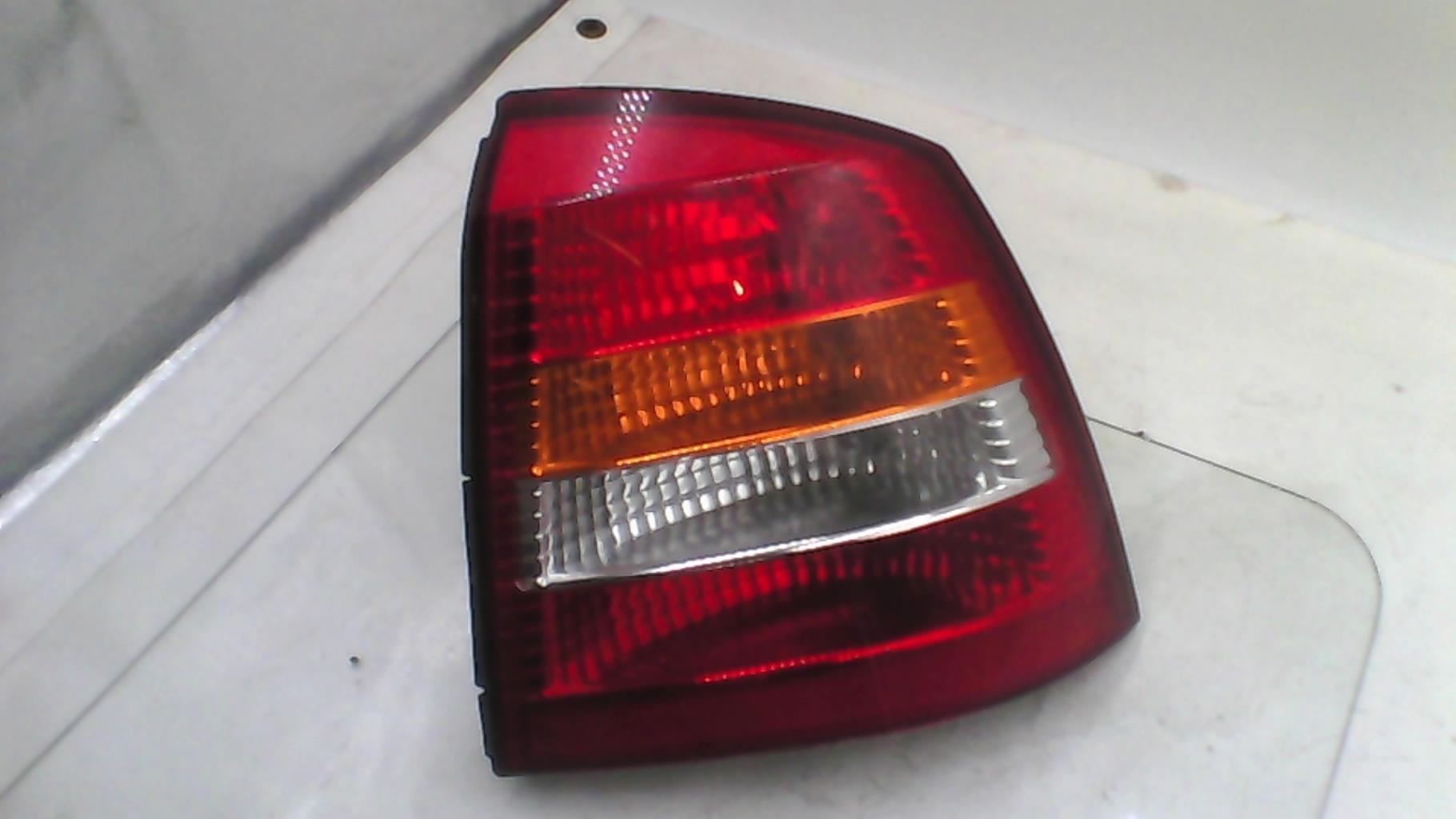 Fanale posteriore principale destro (luci) OPEL ASTRA G Gasolina - 1