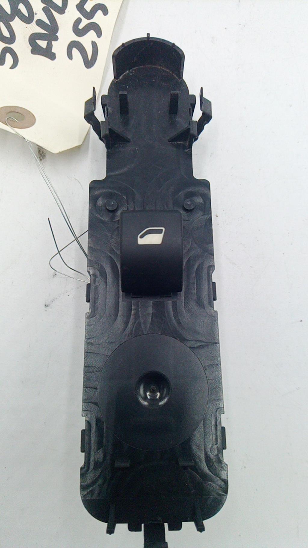 Interruttore lavacristalli anteriore destro PEUGEOT 508 1 PHASE 1 Diésel - 1