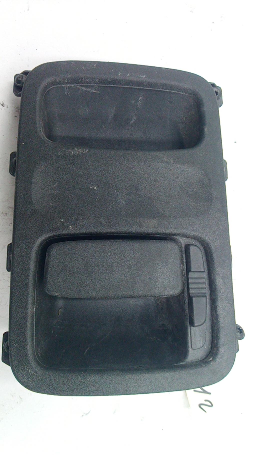 Maniglia interna porta bagagliaio destra MERCEDES VITO 639 PHASE 2 Diésel - 1