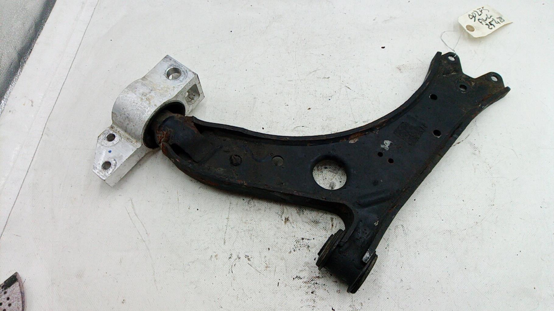 Triangolo inferiore anteriore sinistro VOLKSWAGEN GOLF 5 Diésel - 1