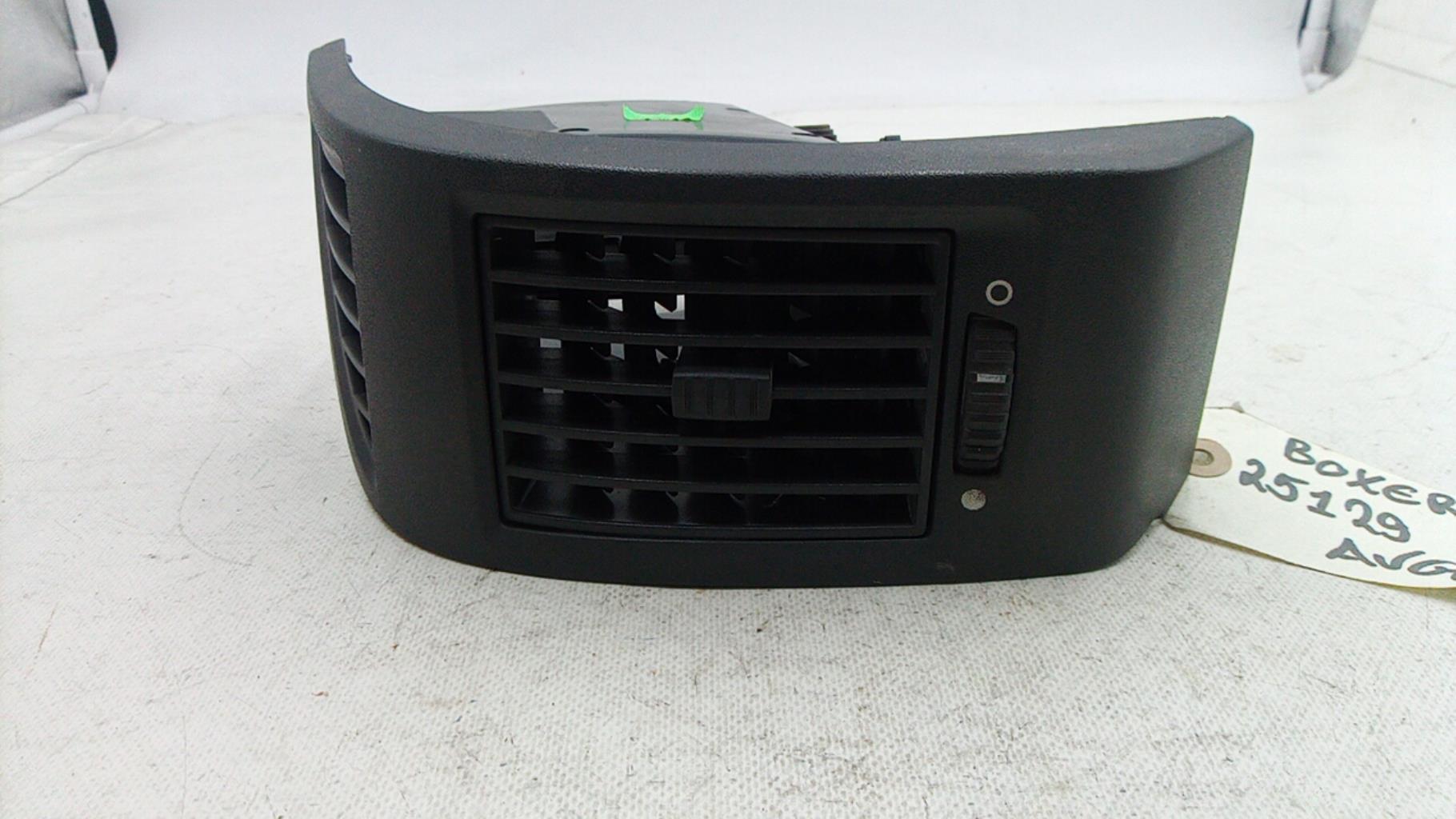 Bocchetta aerazione cruscotto anteriore sinistra PEUGEOT BOXER 3 PHASE 1 Diésel - 1