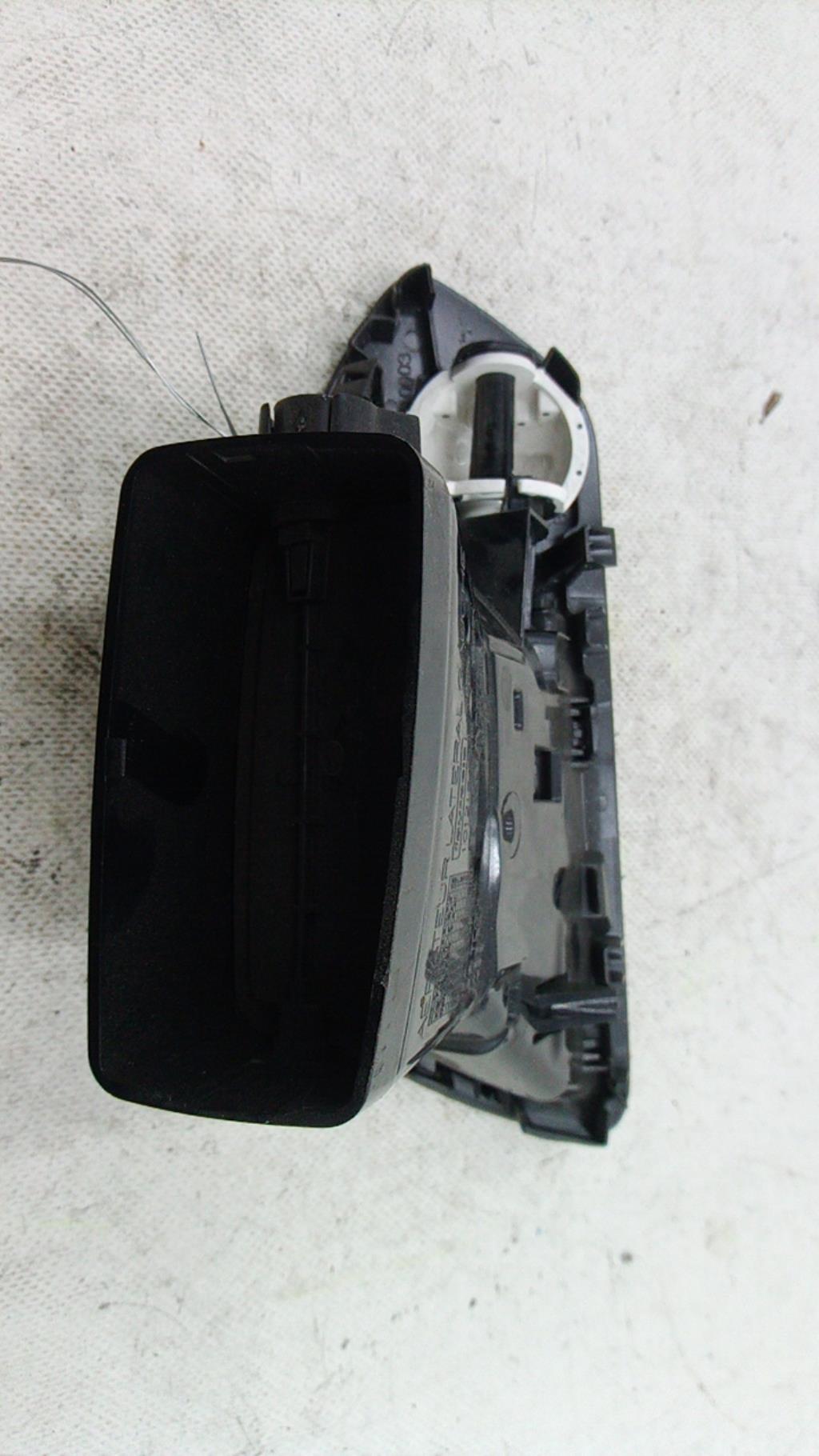 Bocchetta aerazione cruscotto anteriore sinistra RENAULT SCENIC 3 PHASE 1 Diésel - 1