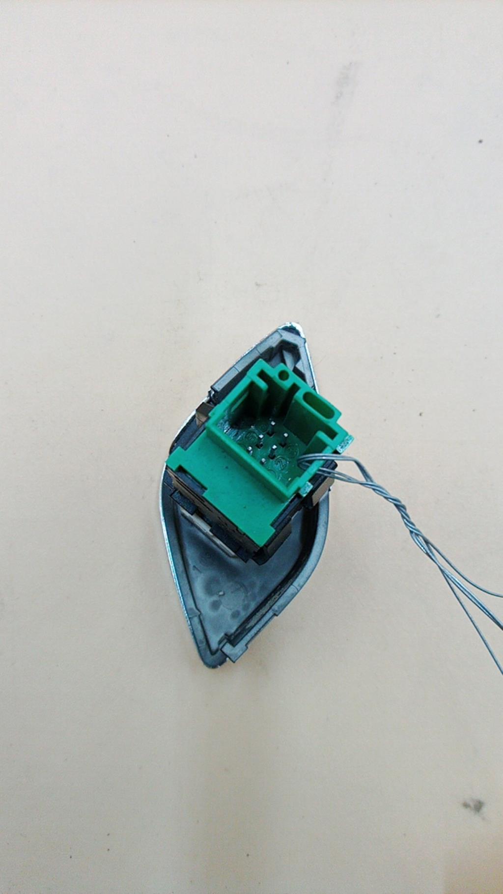 Bouton/Interrupteur CITROEN C3 2 PHASE 2 Diesel - 1